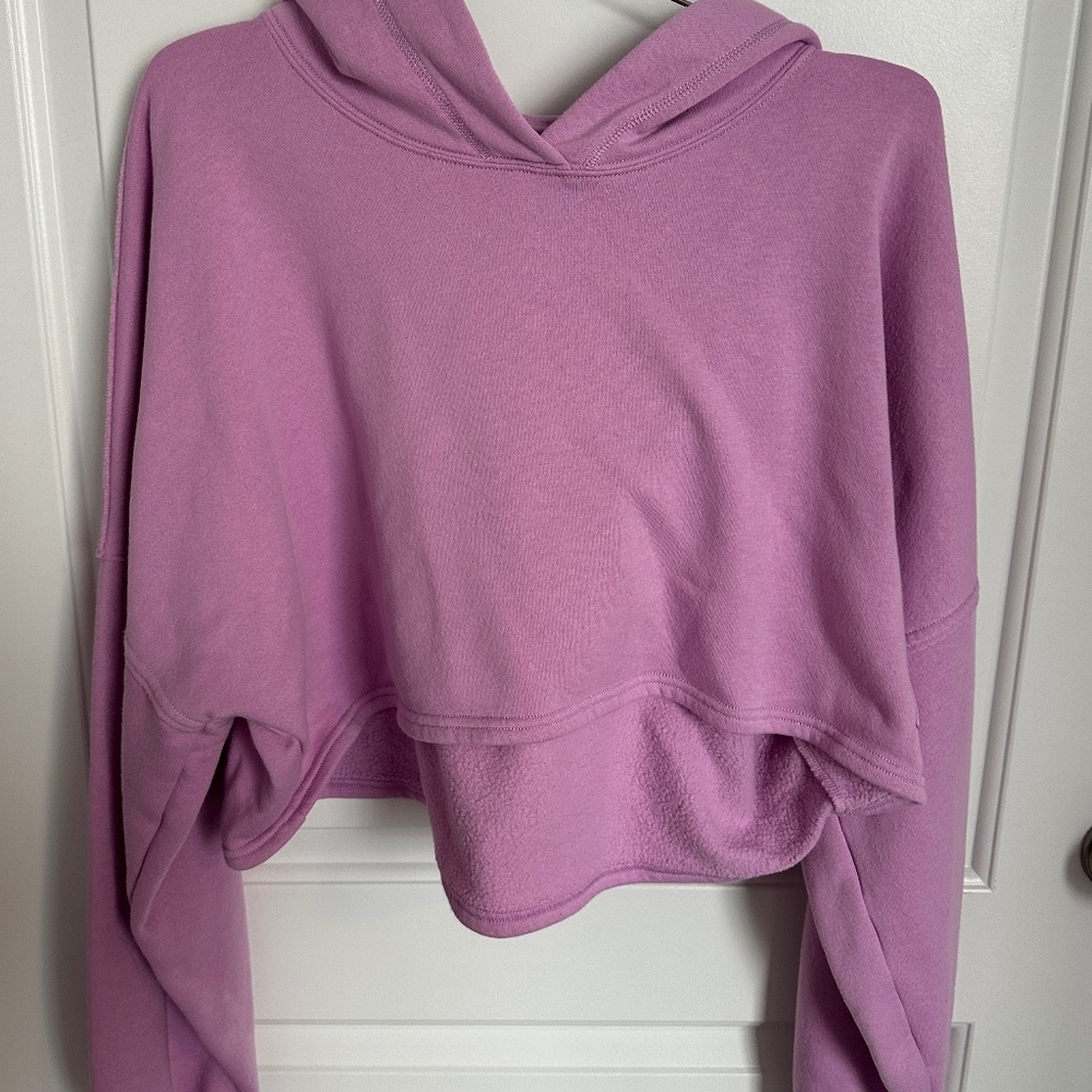 Xssential Cropped Hoodie